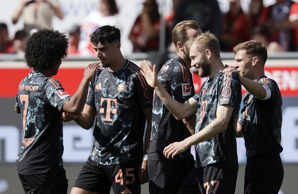 法国前锋洛 法国前锋洛